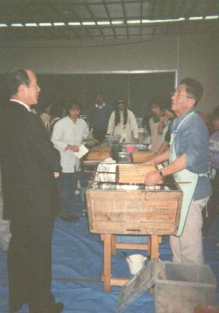 The Mayor thanks Mr. Fukunishi